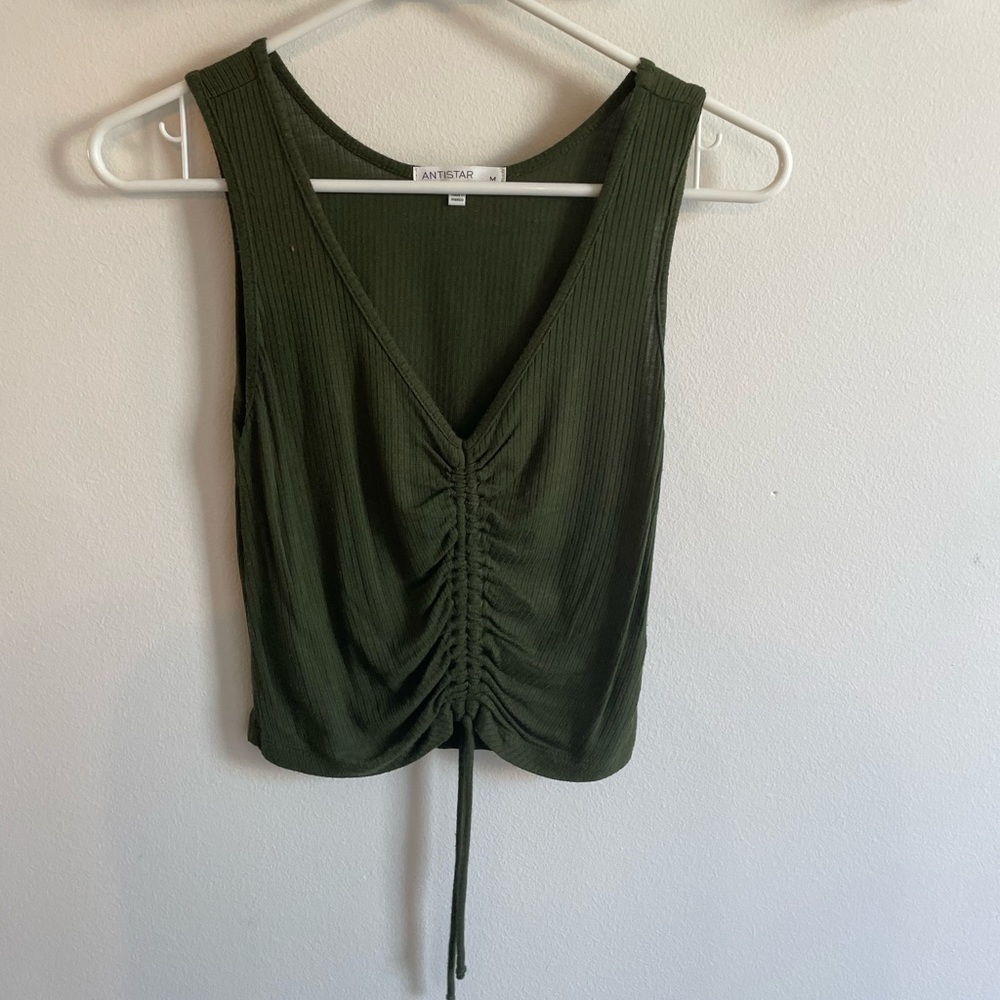 Green tank with tie to tighten the front